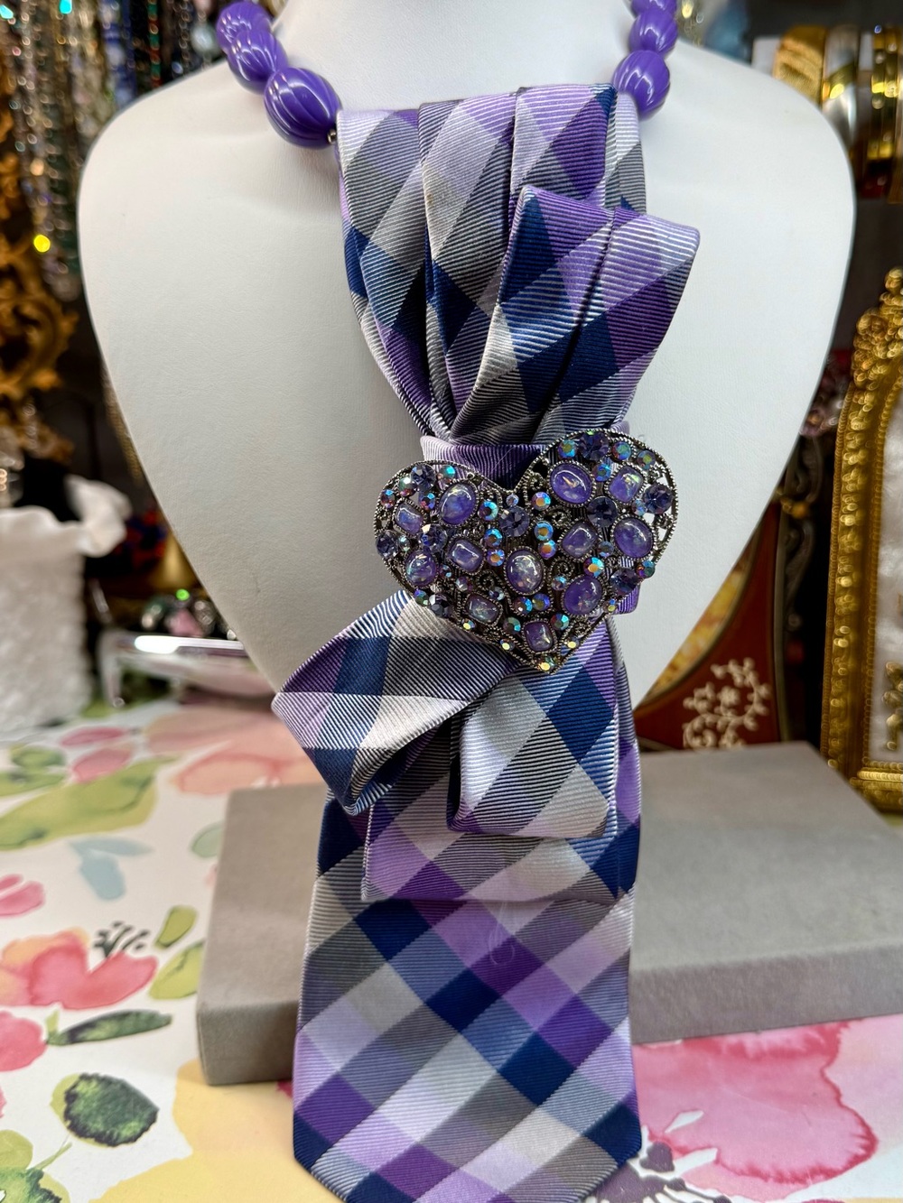Vintage Necklace Tie with Elegant Heart Brooch